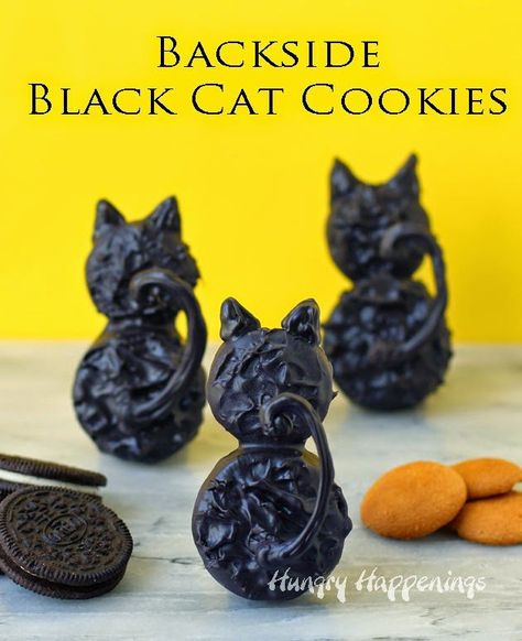 Backside Black Cat Cookies for Halloween | HungryHappenings.com Black Cat Cookies, Cookies For Halloween, Halloween Food Crafts, Cat Themed Parties, Oreo Cookies Dipped, Cat Themed Birthday Party, Chocolate Dipped Cookies, Spooky Halloween Treats, Halloween Food Treats