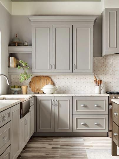 Kitchen Cabinet Trends, С�ерая Кухня, New Kitchen Cabinets, Pebble Grey, Grey Kitchen Cabinets, Colour Combo, Kitchen Cabinet Colors, Oak Stain, Kitchen Inspiration Design