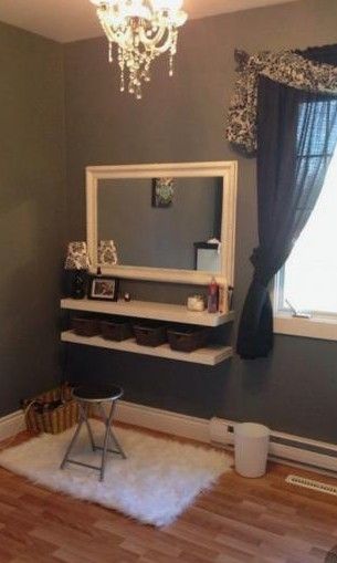 Vanity Ideas Organization, Diy Makeup Vanity Ideas, Vanity Organization Diy, Makeup Vanity Ideas, Diy Vanity Table, Easy Diy Makeup, Decor Ideas For Apartments, Makeup Vanity Decor, Make Up Diy