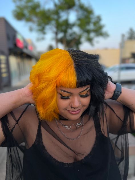 Black And Gold Hair Color, Yellow Split Dye Hair, Split Dye Bob With Bangs, Black Hair With Pops Of Color, Spilt Dye Hair Ideas, Split Dyed Hair With Bangs, Split Dye With Bangs, Half And Half Dyed Hair, Black Split Dye Hair