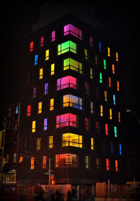 Plateia.co #CreatividadsinLimites #PlateiaColombia  #diseño #design #arquitectura  #architecture Estado D'Alma #architecture ☮k☮ Multi Color Aesthetic, Colour Architecture, Facade Lighting, Colorful Lights, Rainbow Aesthetic, City Aesthetic, World Of Color, Light Art, Aesthetic Photography