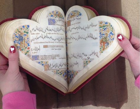 My Funny Valentine, 영감을 주는 캐릭터, Book Binding, 15th Century, Librarian, Choir, San Valentino, A Heart, Kitsch