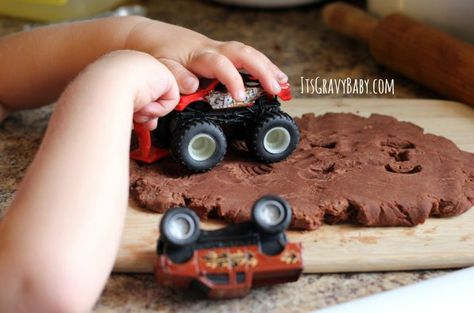 Pin for Later: 250 Easy, Fun Ways to Get Crafty With Your Kids! Mud Play Dough Boys and girls are going to love playing in the dirt at home with mud play dough.  Source: It's Gravy Baby Brown Playdough, Chocolate Play Dough, Mud Play, Kids Play Dough, Play With Kids, Fun Indoor Activities, Playdough Recipe, Sensory Ideas, Messy Play