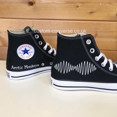 Arctic Monkeys Band Tee, Arctic Monkeys Converse, Converse Custom Art, Custom Converse Ideas, Converse Custom Ideas, Am Album Cover, Personalised Converse, Arctic Monkeys Merch, The Arctic Monkeys