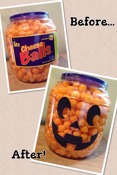 Jack O Lantern Cheese Ball, Halloween food Cheese Ball Halloween, Diy Halloween Food, Halloween 1st Birthdays, Easy Halloween Food, Halloween Food Treats, Cheese Balls, Pumpkin Party, Baby Boy Birthday, Halloween Snacks