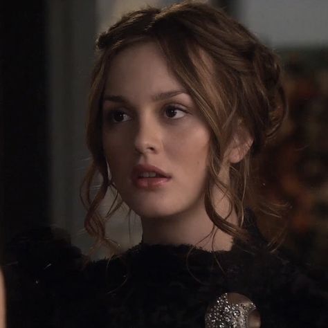 Leighton Meester Hair, Blair Waldorf Hair, Blair Waldorf Aesthetic, Grey's Anatomy Doctors, Brunette Girls, Blair Waldorf Gossip Girl, Gossip Girl Blair, Body Is A Temple, Leighton Meester