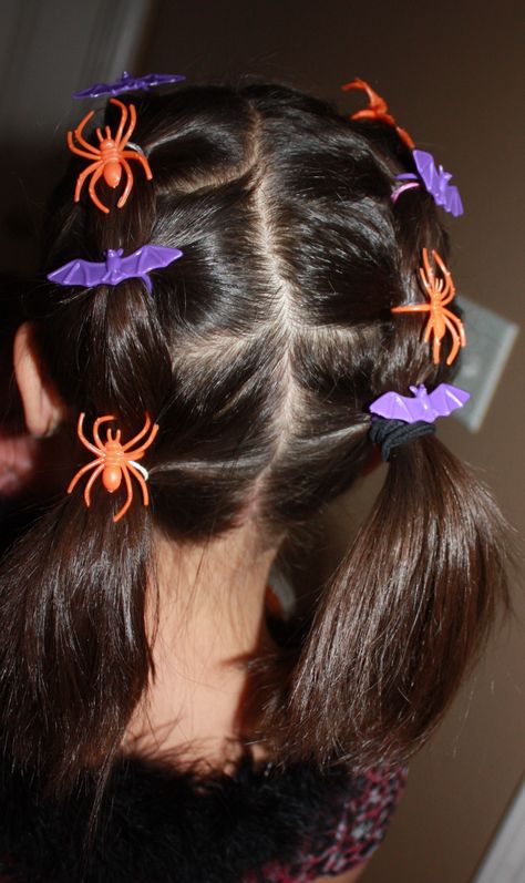 Halloween hairstyle for kids with halloween rings embellishments Halloween Hairstyle, Short Hair For Kids, Halloween Hairstyles, Easy Short Haircuts, Crazy Hair Days, Halloween Hair, Kids Hair, Teen Hairstyles, Crazy Hair