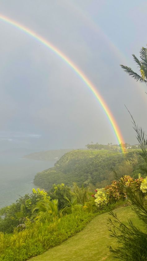 Spring Rainbow Aesthetic, Rainbow In Nature Photography, Rainbow Pics Sky, Rainbow In The Sky Aesthetic, Rainbow In Sky Nature, Wallpaper Summer, Sky Photography Nature, Double Rainbow, Hawaii Life