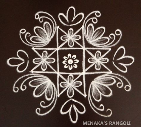 Small Free Hand Rangoli, Easy And Simple Rangoli Designs, Easy Kolam Designs, New Year Muggulu, Muggulu Design Simple, Design Muggulu, Simple Kolam Designs, Simple Rangoli Kolam, Colour Rangoli