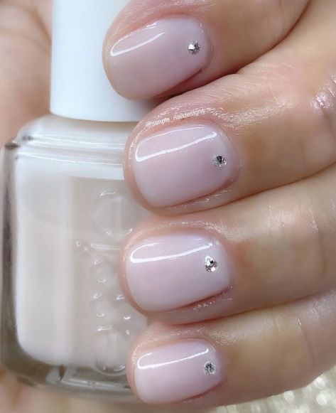 Short Nail With Gems, Simple Gel Nails With Gems, Short Light Color Nails, Short Nails With Gem, Nails With Small Gems, Neutral Nails With Rhinestones, Short Nails Gems, Short Nails With Gems, Nurse Nails