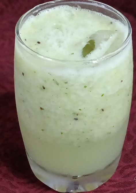 4 min Kiwi & Lychee Mint Juice Recipe by Pranjal Kotkar - Cookpad Mint Juice Recipe, Mint Juice, Kiwi Juice, Juice Recipe, Drink Me, Drink Up, Dessert Drinks, Mint Leaves, Adult Drinks