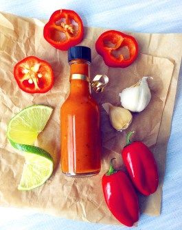 Roasted Jalapeno Hot Sauce Red Jalapeno, Homemade Hot Sauce, Roasted Jalapeno, Homemade Holiday Gifts, Hot Sauce Recipes, Homemade Holiday, Jalapeno Poppers, Peppers Recipes, Pepper Sauce