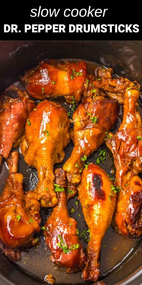 drumsticks in sauce in a crockpot Slow Cooker Drumsticks, Crockpot Chicken Leg Recipes, Bbq Drumsticks, Chicken Legs Recipes, Amazing Easy Recipes, Pan Dishes, Honey Bbq Sauce, Chicken Leg Recipes, Crockpot Dinners