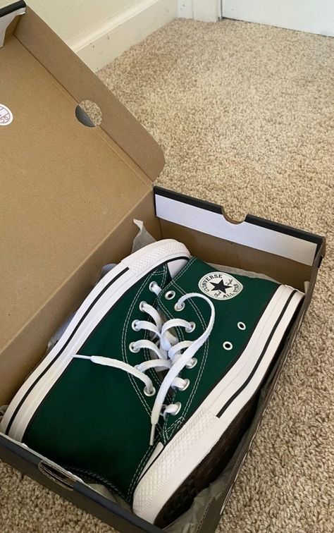 Forest Green Quinceanera Shoes, Emerald Green Shoes Sneakers, Dark Green Platform Converse, Shoe Wishlist Converse, Forest Green Sneakers, Emerald Green Quince Shoes, Emerald Converse, Emerald Green Converse, Green Converse Outfit Aesthetic