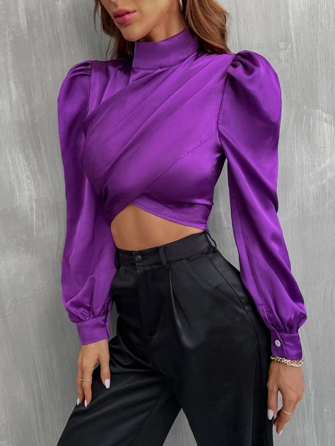 Solid Puff Sleeve Crop Blouse | SHEIN EUR Purple Top Outfit, Purple Turtle, Open Blouse, Turtle Neck Crop Top, Satin Blouses, Women Blouses, Purple Top, Blouse Outfit, Crop Blouse