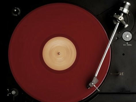 Red vinyl Red Record Aesthetic, Red Album Cover Ideas, Red Band Aesthetic, Red Album Covers Aesthetic, Red Vinyl Aesthetic, Red Spotify Playlist Covers, Red Music Wallpaper, Red Era Aesthetic, Red Record Player