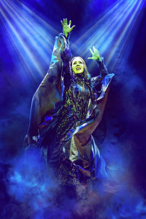 First Look as Rachel Tucker Returns from Broadway to Lead 10th ANNIVERSARY WEST END Cast of WICKED Broadway Wicked, The Witches Of Oz, Wicked Costumes, Theatre Problems, Sierra Boggess, Theatre Quotes, Musical Theatre Broadway, Wicked Musical, Wicked Witch Of The West