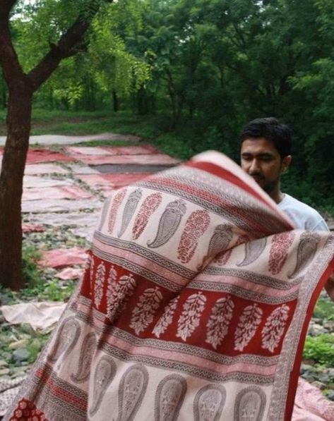 Step into the world of Bagh, a traditional handblock printing technique from Madhya Pradesh, India. Dating back over 1,000 years, Bagh prints feature intricate geometric patterns and natural dyes. Add a touch of tradition to your wardrobe with our Bagh sarees!" Experience the heritage of Bagh with our exquisite sarees! Shop now and make a statement. #BaghPrints #MadhyaPradeshCraft #GeometricDesigns #NaturalDyes #HandblockPrinting #EthnicElegance #HeritageFashion #TraditionalCraft #Artisanal... Bangladeshi Saree, Print Development, Bagh Print, Madhya Pradesh, Heritage Fashion, Traditional Crafts, Printed Sarees, Geometric Designs, Geometric Patterns