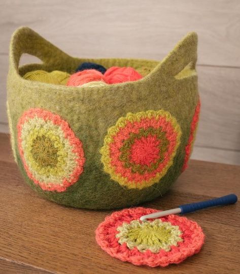 Natasha Smart Textiles on Instagram: "In honour of ‘granny square day’ (who knew that was a thing?), here’s the wet felted granny circle basket project from my book in a beautiful photo by talented photographer @ellieburgin2.0. I also attach a photo showing the complete lack of respect around here for said basket! Links to have a look at the book if you fancy making your own wet felted basket are in my profile page (or at the top of my page on Facebook). #natashasmarttextiles #crochetfelting Felted Granny Square, Felt Basket On A Ball, Wet Felted Basket, Crochet Felted Bowl, Felted Knitting, Felt Crochet, Felt Bowls, Granny Circle, Diy Ballon