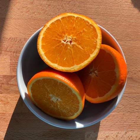 Blue and orange . Fruit Aesthetic, Diet Culture, Nutrient Rich Foods, Orange Aesthetic, Orange Fruit, Least Favorite, Green Aesthetic, Food Cravings, Fruit