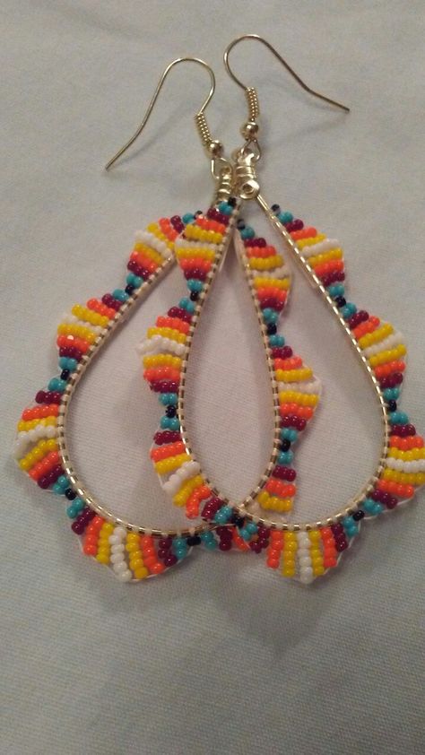 Ladder Stitch Hoop Earrings, Native Earrings, Native American Beadwork Patterns, Beautiful Beaded Earring, Beaded Jewelry Earrings, Native Beading Patterns, Earrings Patterns, Bead Earring, Beadwork Designs