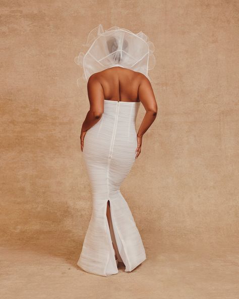 Hanifa Hanifa Bridal, Halter Neck Gown, Dear Future Husband, Soft Tulle, Natural Curves, Tulle Fabric, Walking Down The Aisle, Bridal Style, Wedding Inspo