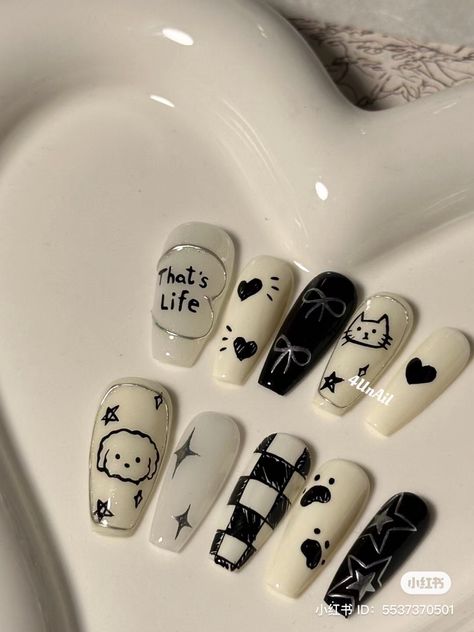 Kutek Disney, Fake Nails Designs, Hello Nails, Asian Nails, Punk Nails, Cute Simple Nails, Grunge Nails, Blush Nails, Pretty Gel Nails