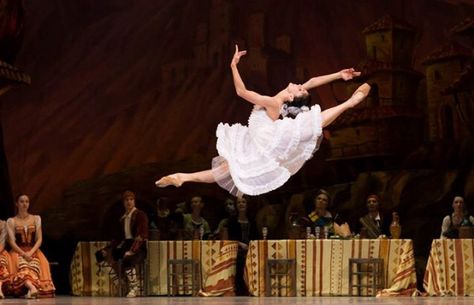 Natalia Osipova, Giselle Natalia Osipova, Dance Awards, Mikhail Baryshnikov, Ballet Beauty, Leona Lewis, Ballet Inspiration, Russian Ballet, Ballet Photos, Dance Movement