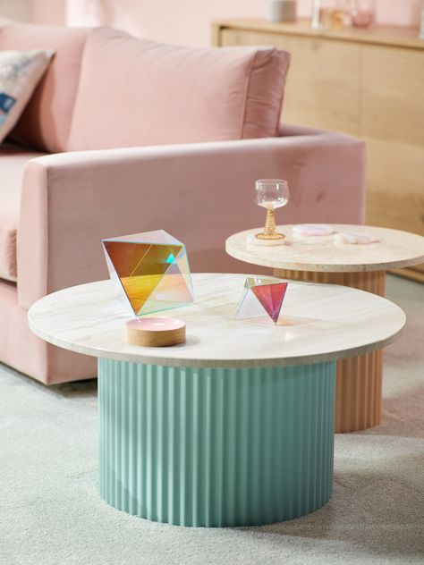 Pastel Coffee Table, Fun Coffee Table, Ash Furniture, Holiday Dining Room, Furniture Design Inspiration, Round Dining Room, Mesa Exterior, Colorful Table, Cute Room Decor