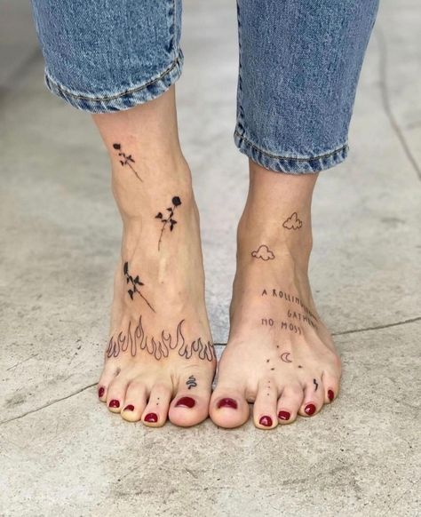 Heel Tattoos, Rare Tattoos, Toe Tattoos, Hyper Realistic Tattoo, Foot Tattoos For Women, Chest Piece Tattoos, Stylist Tattoos, Cute Tattoos For Women, Celebrity Tattoos