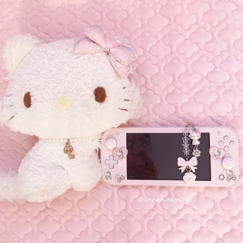 Coquette Nintendo Switch, Pink Switch Lite, Charmy Kitty, Pink Nintendo, Nintendo Lite, Chantilly Cream, Charmmy Kitty, Pink Lifestyle, Kawaii Core