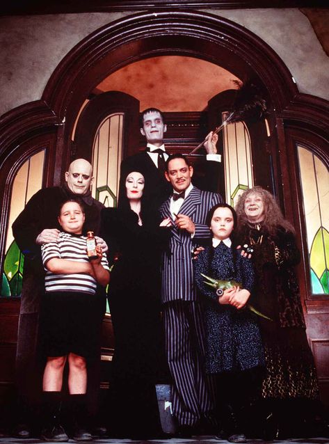 Fester Addams, Original Addams Family, Addams Family Musical, Addams Family Movie, Addams Familie, Addams Family Values, Charles Addams, Addams Family Costumes, Addams Family Wednesday