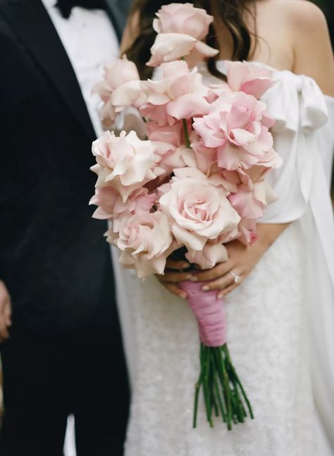 Rye Workshop created a bouquet of light-pink long-stem roses, arranged in a modern style inspired by a recent Gucci Resort fashion show. Rose Gold Wedding Dress The Bride Blush Pink Bridal Bouquets, Simple Beach Wedding Ideas, Wedding Bucket, Mexican Wedding Ideas, Elegant Wedding Flowers, Simple Beach Wedding, Wedding In France, Vegan Wedding, Wedding Corsages