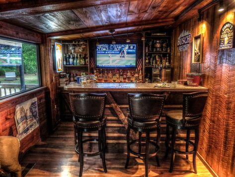 cave bar garage bars cool mancave caves outdoor awesome decor inside outside basements beer pool area nice Man Cave Wallpaper, Man Cave Designs, Shed Bar Ideas, Backyard Pub, Men Room, Best Man Caves, Small Man Cave, Basement Bars, Gray Headboard