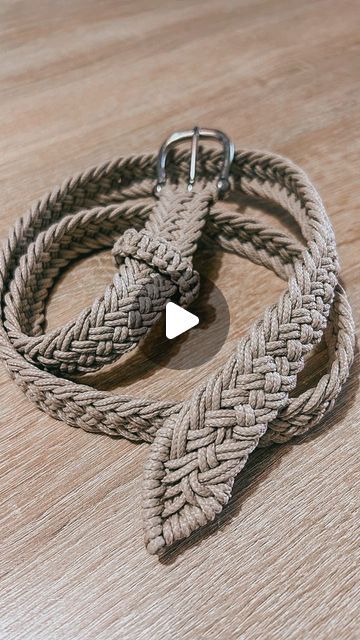 Macrame 2mm Projects, Macrame Belts, Macrame Belt, Paracord Belt, Diy Belts, Macrame Table Runner, Boho Crafts Diy, Macrame Knots Pattern, Diy Bag Designs