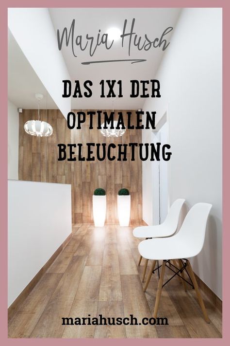 Leuchten, Licht und Lampen in das Zuhause zu bringen, ist für viele   Menschen eine große Herausforderung. Dabei ist eine optimale Beleuchtung   essentiell für den produktiven Alltag, aber auch unterstützend in der   Erholungs- und Ruhephase. Ich verrate dir, was du tun kannst, um die   bestmögliche Entscheidung für Licht zu treffen! Outdoor Chandelier, Diy Chandelier, Rustic Chandelier, Home Trends, Modern Ceiling Light, Kitchen Remodel Idea, Room Lights, Home Staging, Wooden Diy