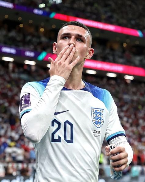 Phil Foden England, Foden England, Ronnie Foden, Phil Foden, England Football Team, Phil 3, Best Football Team, Starting Line, England Football