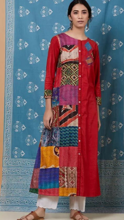 Beautiful Cotton-Silk Kurti with patch detailing. Patchwork Designs For Kurtis, Patch Kurti Design, Patchwork Kurti Designs, Patch Work Kurti Design, Patch Work Kurti, Patchwork Kurti, डिजाइनर कपड़े, Kurtas For Women, New Kurti Designs