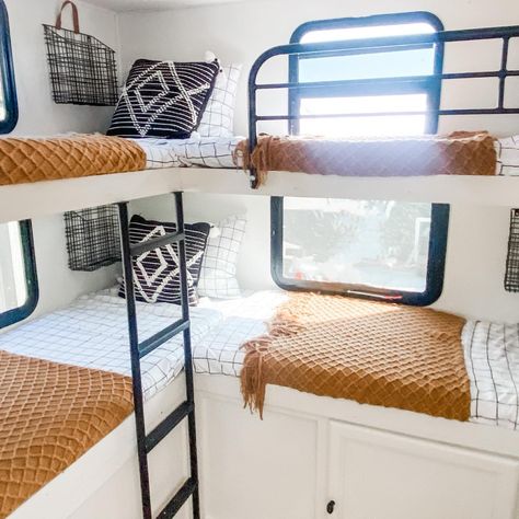 Rv Bunkroom, Camper Bunk Bed Ideas, Rv Bunk Room, Camper Bunk Beds, Rv Bunk Beds, Mobile Home Exteriors, Camper Interior Design, Vintage Camper Remodel, Diy Camper Remodel