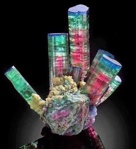 Watermelon Tourmaline | #Geology #GeologyPage #Mineral  Geology Page www.geologypage.com Colorful Rocks, Rock Minerals, Crystal Formations, Pretty Rocks, Beautiful Rocks, Mineral Stone, Minerals And Gemstones, Rocks And Gems, Watermelon Tourmaline