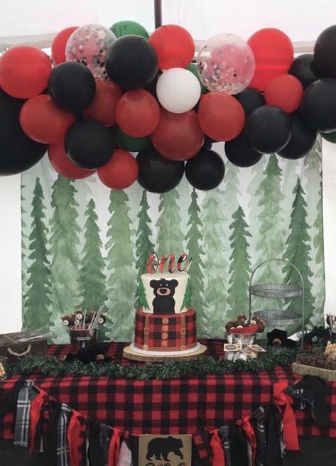 Black Bear Birthday Party, Buffalo Plaid Birthday, First Birthday Winter, Camping Theme Birthday, Plaid Baby Shower, Lumberjack Birthday Party, Lumberjack Baby Shower, Lumberjack Baby, Lumber Jack