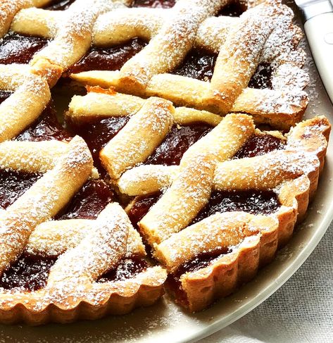 Italian Fruit, Easy Pie Crust, Jam Tarts, Italian Recipes Dessert, Tart Dessert, Tart Pan, Fruit Pie, Italian Desserts, Confectioners Sugar