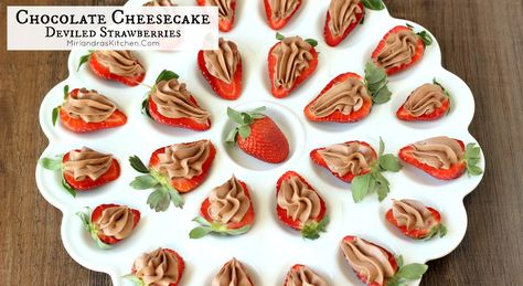 Creamy chocolate cheesecake filling is perfectly flavored and whipped, then spread unto strawberries for an elegant appetizer.  Move over deviled eggs! Deviled Strawberries, Bunco Ideas, Wedding Foods, Creamy Chocolate Cheesecake, Elegant Appetizers, Dessert Aux Fruits, Valentine Desserts, Cheesecake Filling, Pot Luck