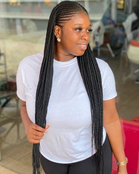 Long Knotless Braids, Knotless Braids Styles, Weave Braids, Small Cornrows, Cornrow Braid Styles, Braids Knotless, Short Box Braids Hairstyles, Braids Styles, Box Braids Hairstyles For Black Women