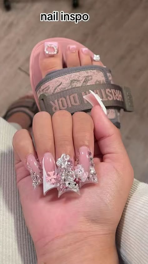 Glitter Duck Nails, Rhinestone Duck Nails, Duck Nail Inspo Y2k, Xl Duck Nails, Long Duck Nails, Duck Nail Designs, Birthday Nails Ideas, Cutesy Nails, Quinceanera Nails