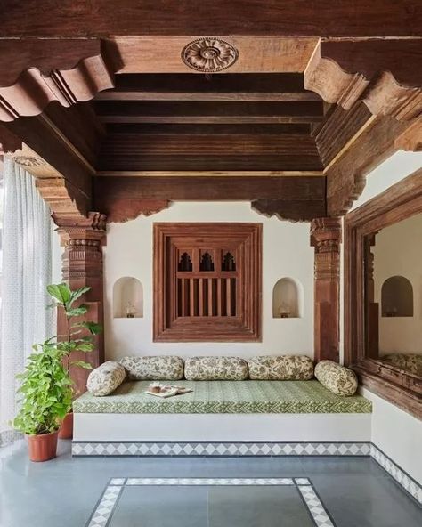 Indian Colour Palette: Unveiling the Spirit of a Diverse Culture Traditional Interior Design Indian, Small Village House Design, South Indian Home Interior, Traditional Indian Houses, Small House Design Kerala, Interior Design Indian, Indian House Design, Indian Interiors, Indian Home Interior