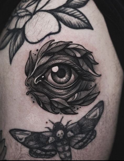 Traditional Tattoo Black And Grey, Gap Filler Tattoo, Flame Tattoo, Neo Tattoo, Tattoo Filler, Dark Mysterious, Blackwork Tattoos, Flame Tattoos, James Smith