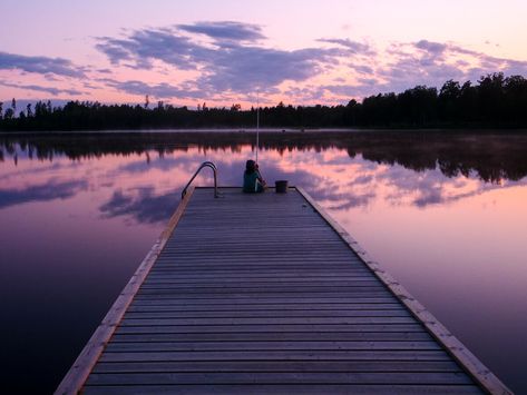 Ferienhaus Saleboda bzw. 3 Häuser am See mit Steg, Boot & Sauna, Holmsjö, Herr Michael Kleemann Inner Garden, Red White Royal Blue, Life Board, The Underworld, Gap Year, Photo Op, Photo Contest, Travel Aesthetic, Sweden