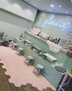 Interior Design Philippines, Beauty Bar Salon, Salon Interior Design Ideas, Interior Design Color Schemes, Nail Salon Interior Design, Beauty Salon Interior Design, Nail Salon Interior, Hair Salon Interior, Interior Design Pictures