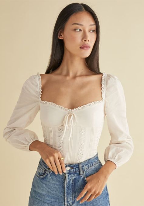 Bodice Top, Romantic Outfit, Extra Room, Feminine Outfit, Romantic Style, Looks Style, Looks Vintage, Outfits Casuales, White Top